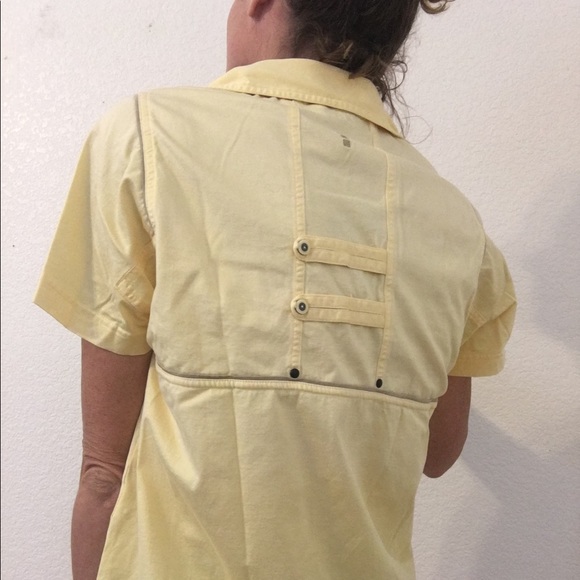😊VTG pale yellow new wave cotton Tee - Picture 5 of 9
